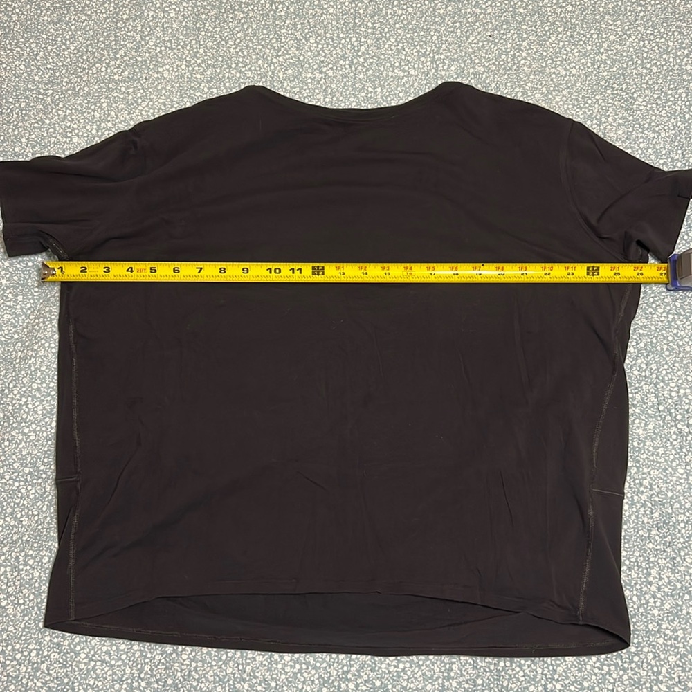 Lululemon Back in Action T Shirt